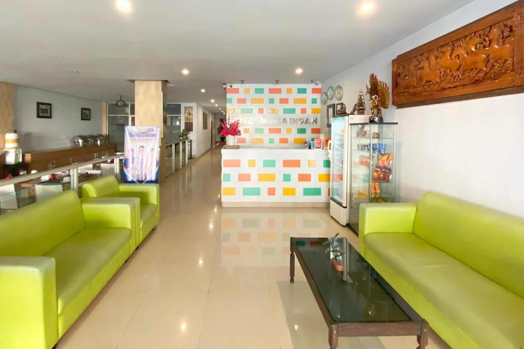 Urbanview Hotel Mulia Indah Palopo 외부 사진